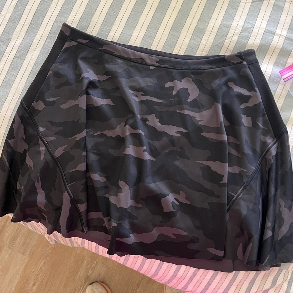Camouflage A-Line Skirt athleta excellent condition
